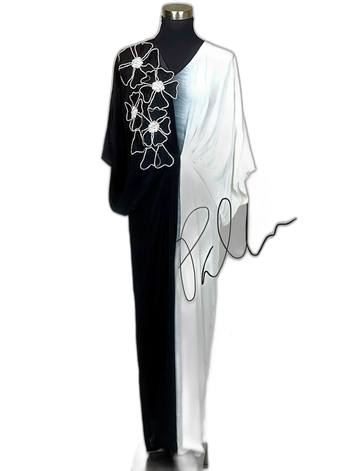 Polkadrops Black & Ivory Outfit